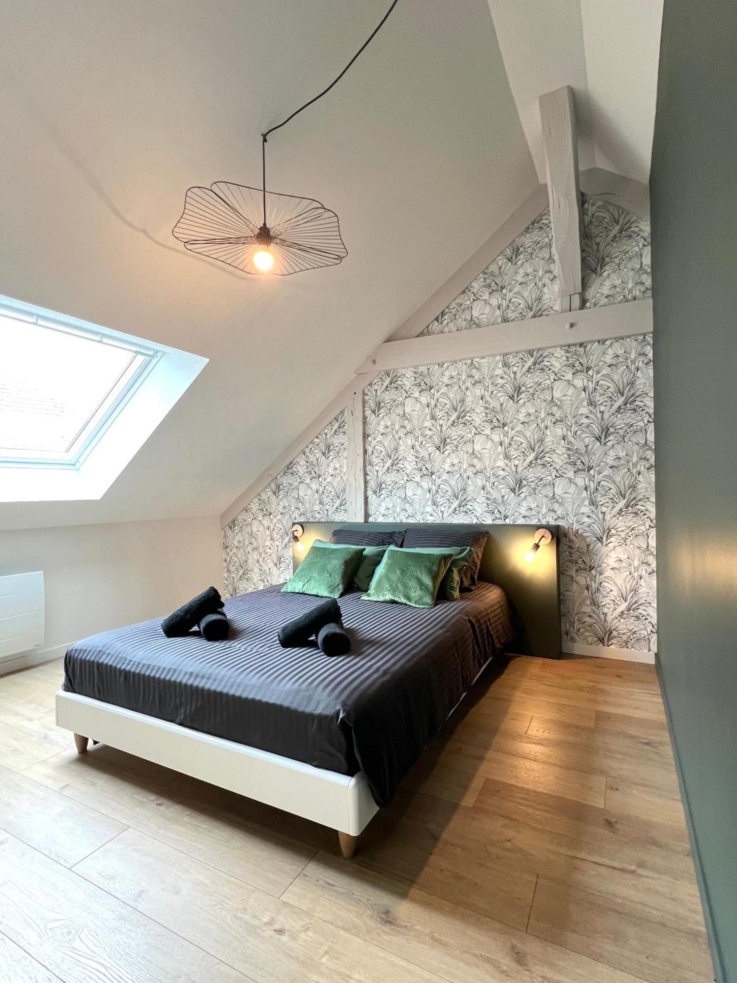 Appartement Spacieux Et Lumineux Proche Du Centre Historique Dol-de-Bretagne Extérieur photo